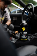 Comment entretenir ses cuirs auto : le guide complet Shine